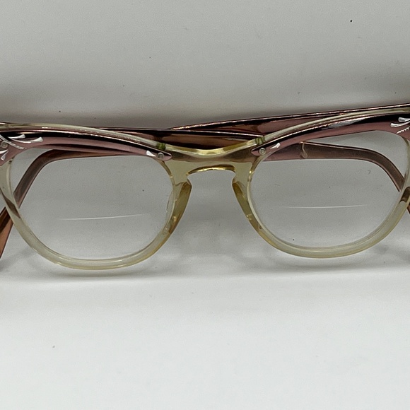 Vintage Engraved Pink Aluminum Women's Eyeglasses 5 3/4 Diamond C Logo - Picture 1 of 3
